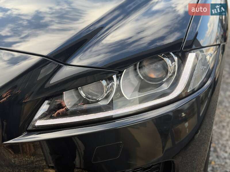 Позашляховик / Кросовер Jaguar F-Pace 2017 в Хмельницькому фото 18 Позашляховик / Кросовер Jaguar F-Pace 2017 в Хмельницькому