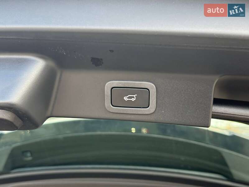 Позашляховик / Кросовер Jaguar F-Pace 2017 в Хмельницькому фото 41 Позашляховик / Кросовер Jaguar F-Pace 2017 в Хмельницькому