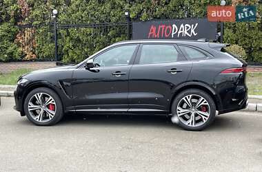 Внедорожник / Кроссовер Jaguar F-Pace 2023 в 
