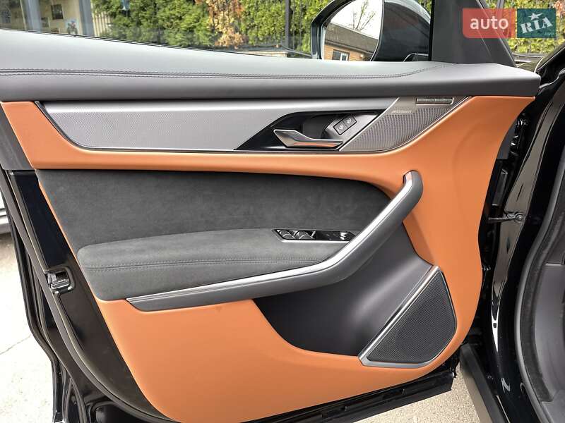 Внедорожник / Кроссовер Jaguar F-Pace 2023 в Киеве