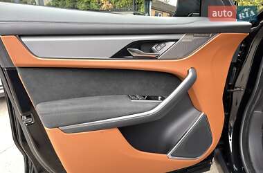 Внедорожник / Кроссовер Jaguar F-Pace 2023 в 