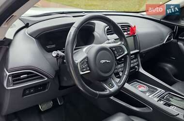 Внедорожник / Кроссовер Jaguar F-Pace 2017 в 