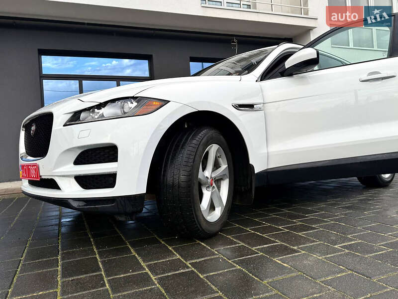 Позашляховик / Кросовер Jaguar F-Pace 2017 в 