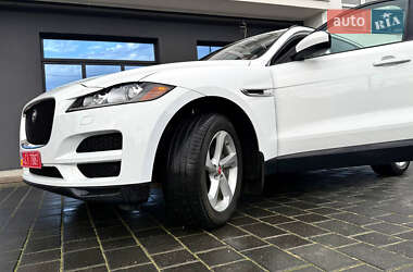 Позашляховик / Кросовер Jaguar F-Pace 2017 в 