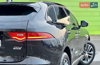 Позашляховик / Кросовер Jaguar F-Pace 2019 в 