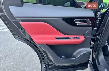 Позашляховик / Кросовер Jaguar F-Pace 2019 в 