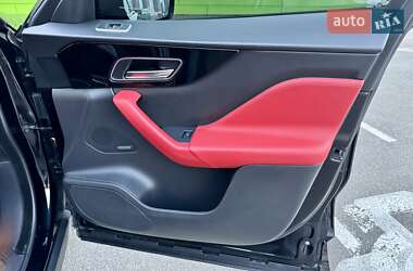 Позашляховик / Кросовер Jaguar F-Pace 2019 в 