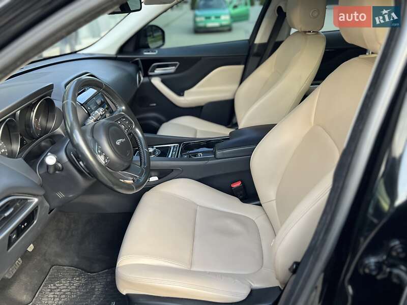 Внедорожник / Кроссовер Jaguar F-Pace 2016 в Ужгороде