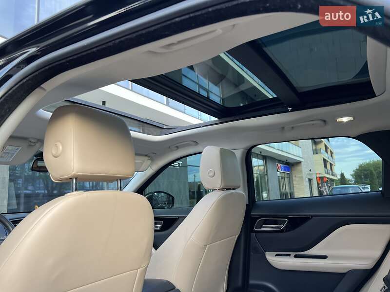 Внедорожник / Кроссовер Jaguar F-Pace 2016 в Ужгороде