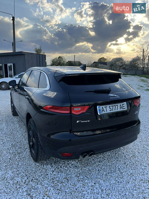 Позашляховик / Кросовер Jaguar F-Pace 2016 в Івано-Франківську