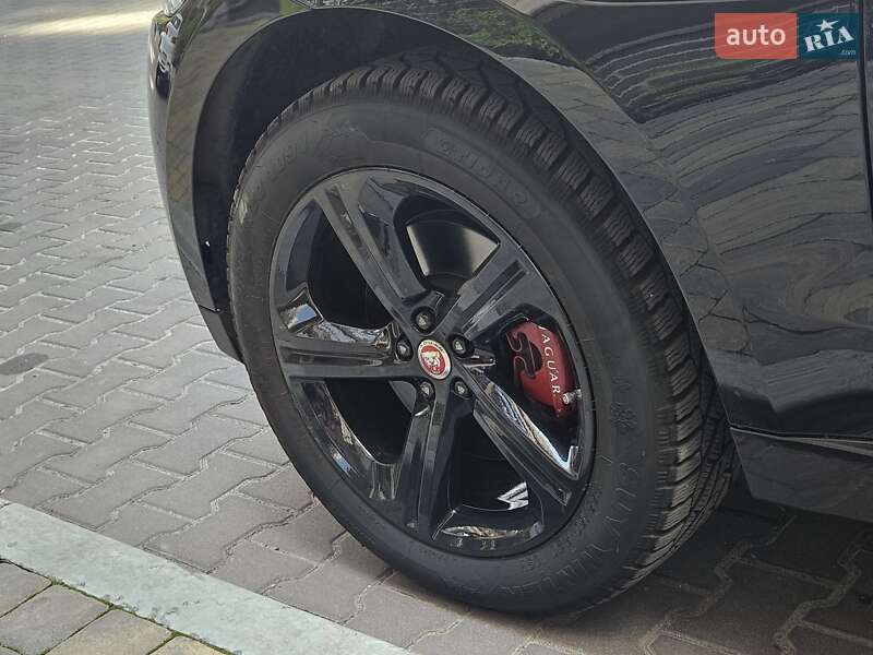 Внедорожник / Кроссовер Jaguar F-Pace 2018 в Киеве