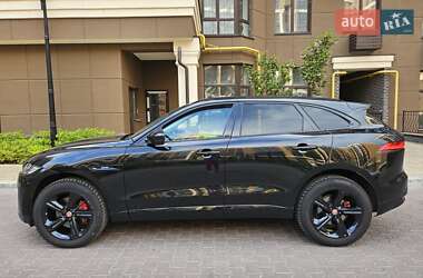 Позашляховик / Кросовер Jaguar F-Pace 2018 в 