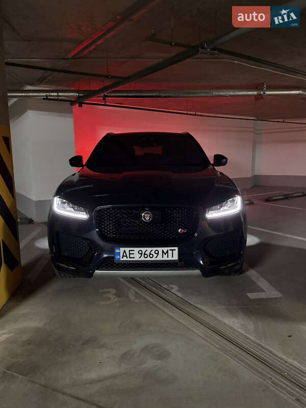 Позашляховик / Кросовер Jaguar F-Pace 2017 в Харкові