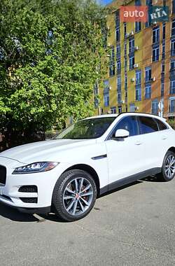 Внедорожник / Кроссовер Jaguar F-Pace 2017 в 