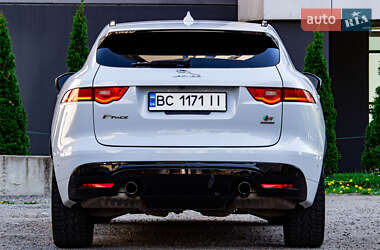 Позашляховик / Кросовер Jaguar F-Pace 2017 в 