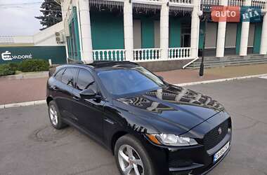 Внедорожник / Кроссовер Jaguar F-Pace 2018 в 