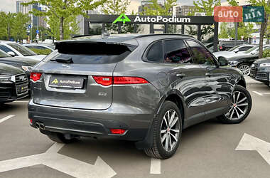 Внедорожник / Кроссовер Jaguar F-Pace 2017 в 