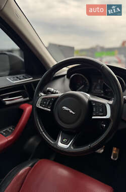 Внедорожник / Кроссовер Jaguar F-Pace 2017 в 