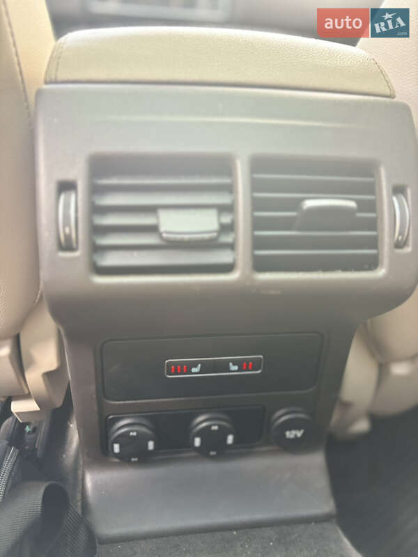 Внедорожник / Кроссовер Jaguar F-Pace 2016 в Стрые фото 14 Внедорожник / Кроссовер Jaguar F-Pace 2016 в Стрые