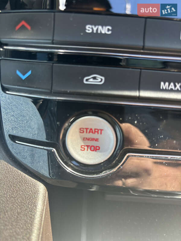 Внедорожник / Кроссовер Jaguar F-Pace 2016 в Стрые фото 43 Внедорожник / Кроссовер Jaguar F-Pace 2016 в Стрые