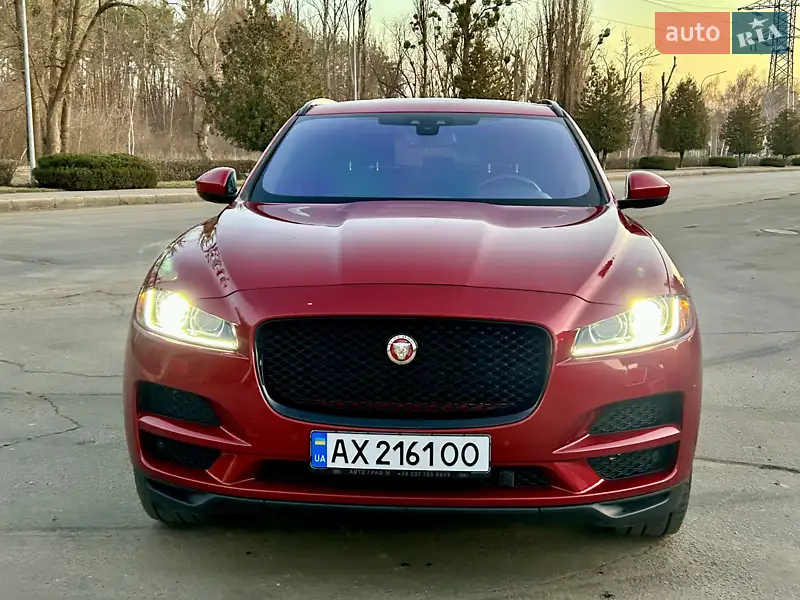 Внедорожник / Кроссовер Jaguar F-Pace 2017 в 