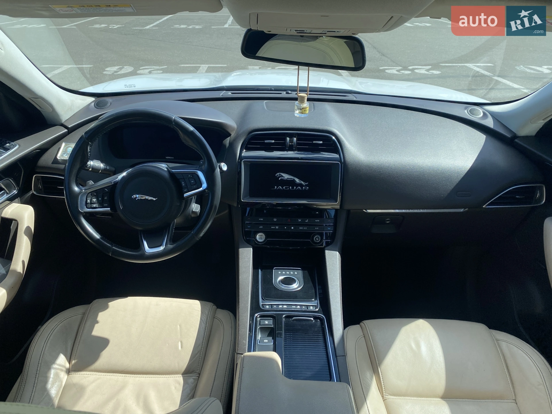 2017 Jaguar F-Pace - мініатюра 9