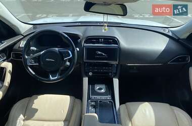 Внедорожник / Кроссовер Jaguar F-Pace 2017 в 