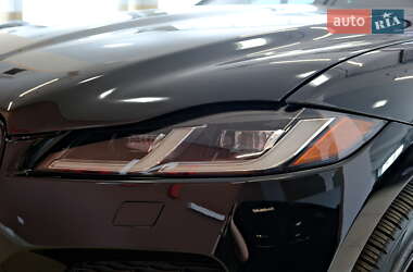 Внедорожник / Кроссовер Jaguar F-Pace 2022 в 