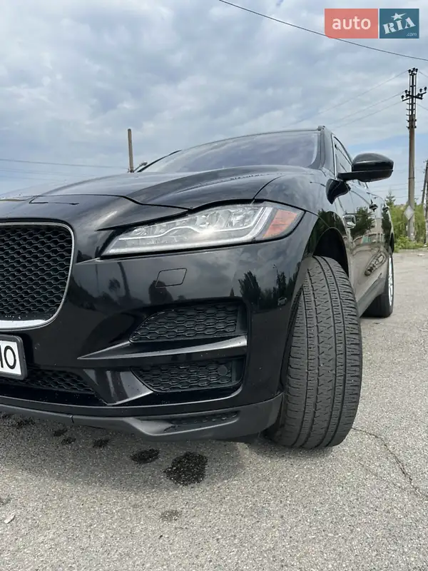 Внедорожник / Кроссовер Jaguar F-Pace 2016 в 