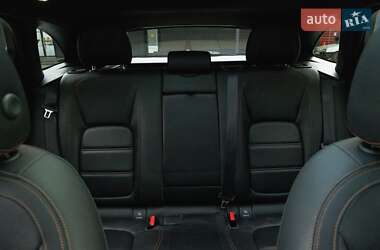 Внедорожник / Кроссовер Jaguar F-Pace 2017 в 