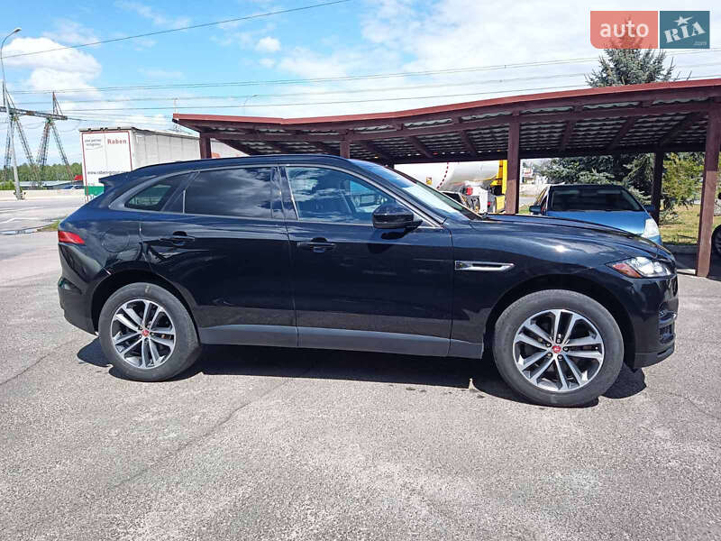 Позашляховик / Кросовер Jaguar F-Pace 2017 в Києві