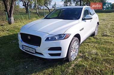 Внедорожник / Кроссовер Jaguar F-Pace 2020 в 