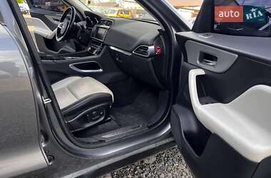 Позашляховик / Кросовер Jaguar F-Pace 2017 в 