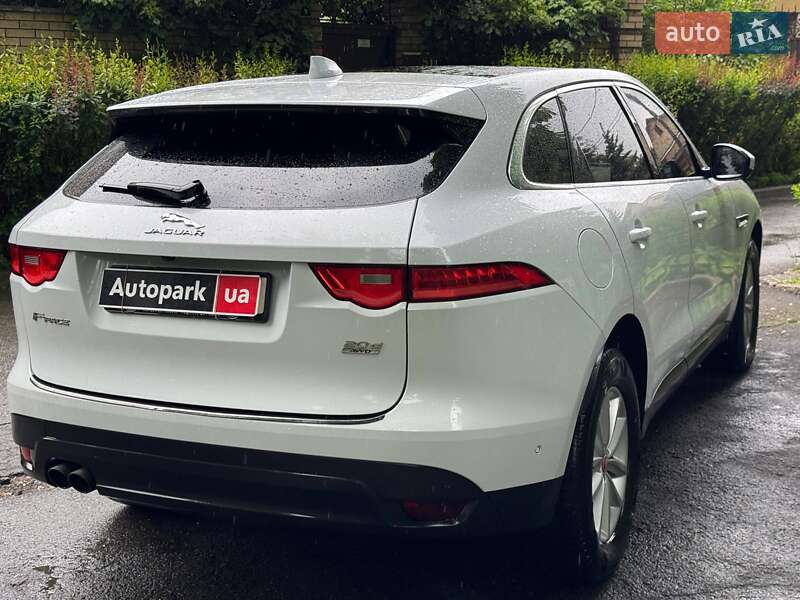 Внедорожник / Кроссовер Jaguar F-Pace 2016 в Киеве