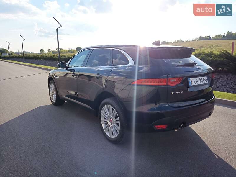 Позашляховик / Кросовер Jaguar F-Pace 2019 в Києві