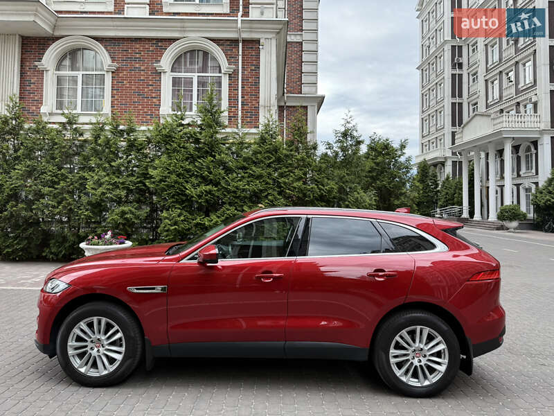 Позашляховик / Кросовер Jaguar F-Pace 2017 в Києві