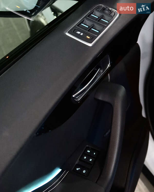 Позашляховик / Кросовер Jaguar F-Pace 2020 в Києві