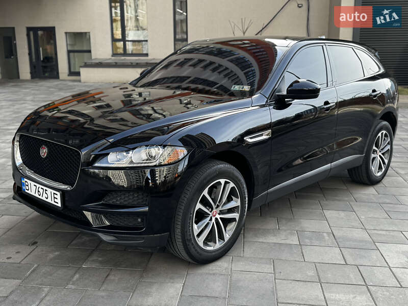 Позашляховик / Кросовер Jaguar F-Pace 2017 в 