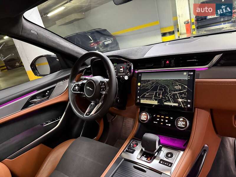 Внедорожник / Кроссовер Jaguar F-Pace 2022 в Киеве