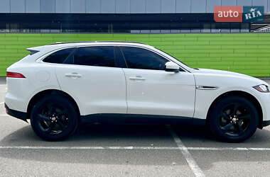 Внедорожник / Кроссовер Jaguar F-Pace 2018 в 