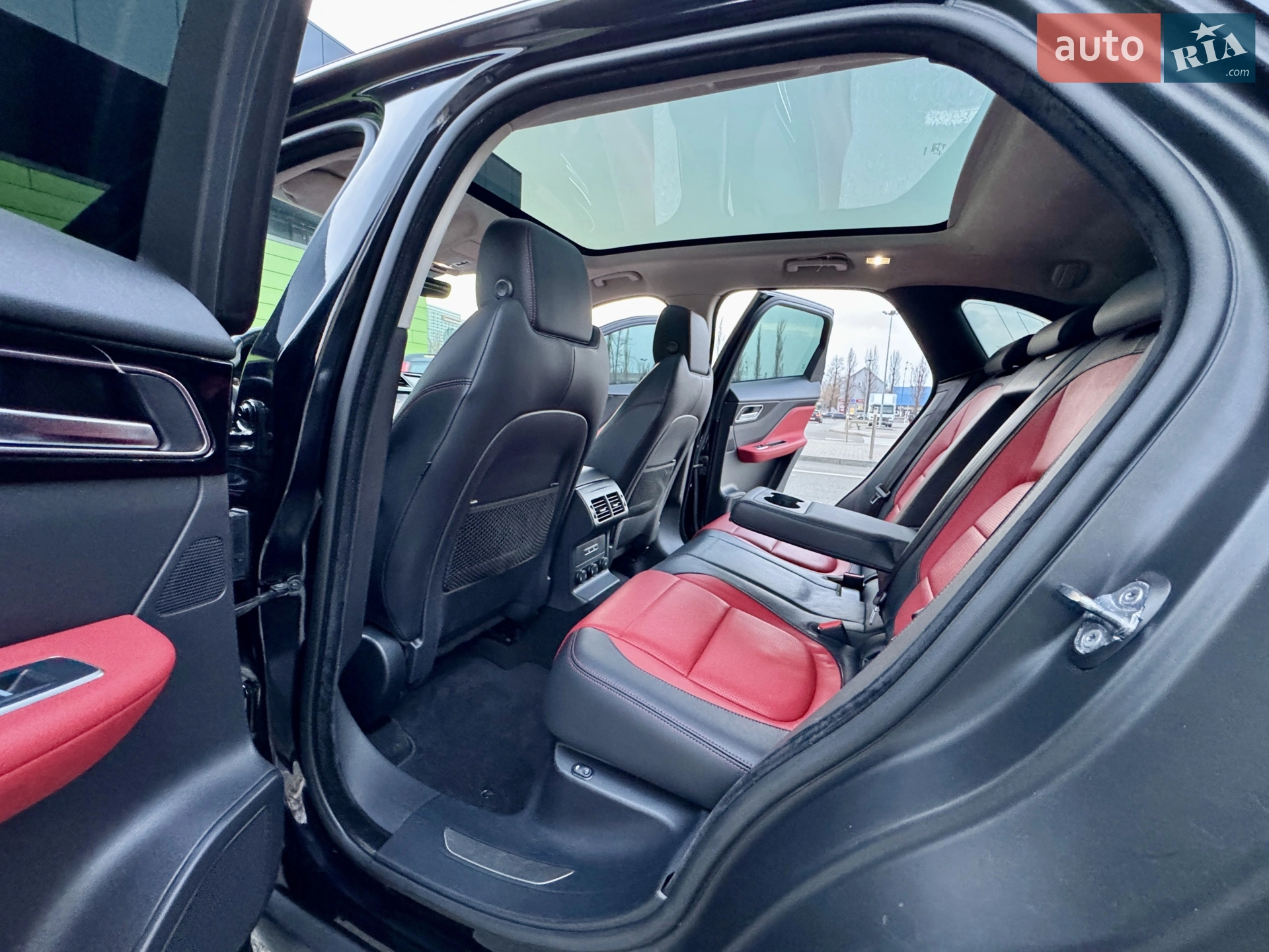 2019 Jaguar F-Pace - мініатюра 43