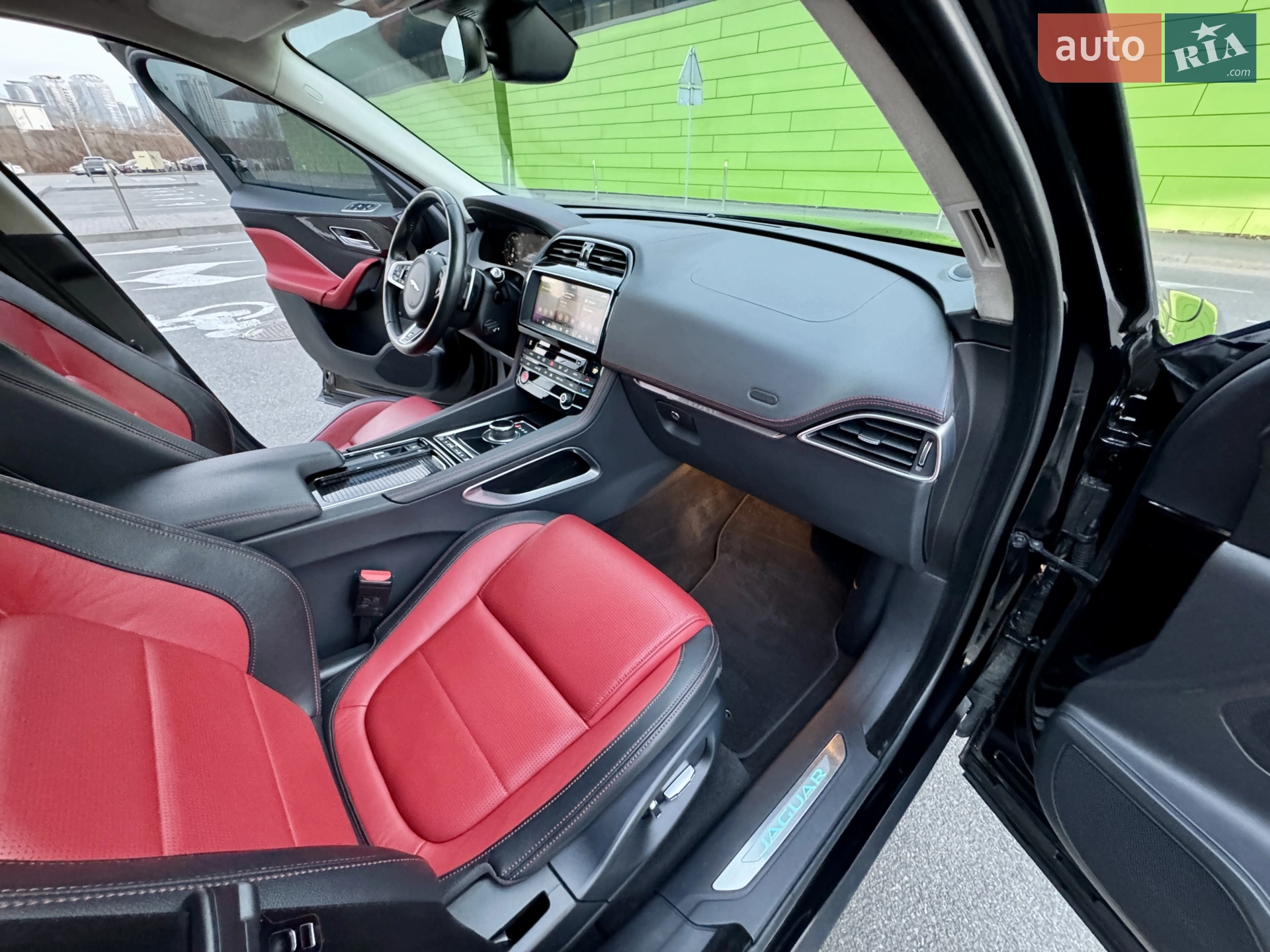 2019 Jaguar F-Pace - мініатюра 51