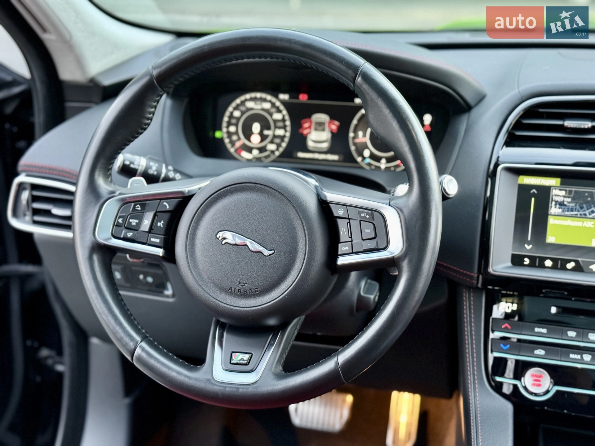 2019 Jaguar F-Pace - мініатюра 59