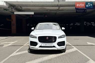 Позашляховик / Кросовер Jaguar F-Pace 2018 в 