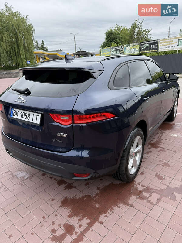 Внедорожник / Кроссовер Jaguar F-Pace 2017 в Ровно