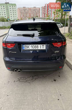 Позашляховик / Кросовер Jaguar F-Pace 2017 в 