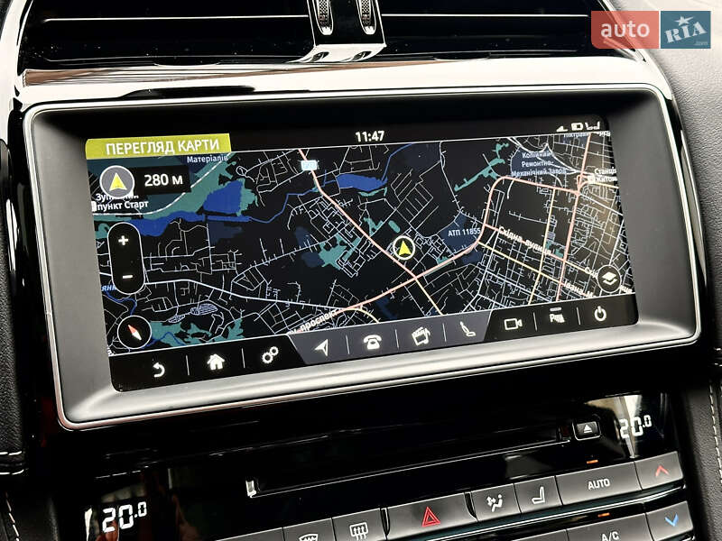 Позашляховик / Кросовер Jaguar F-Pace 2016 в Житомирі