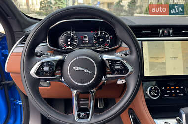 Позашляховик / Кросовер Jaguar F-Pace 2022 в 
