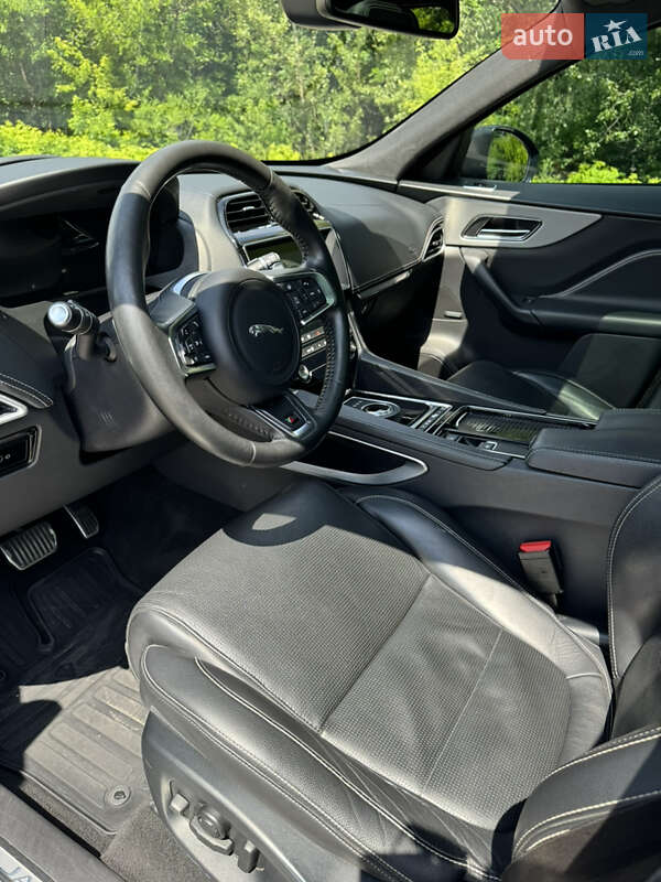 Внедорожник / Кроссовер Jaguar F-Pace 2016 в Днепре