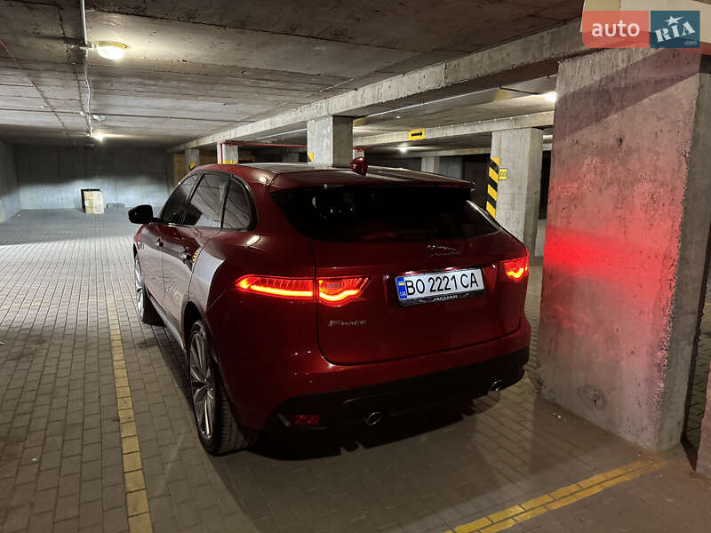Внедорожник / Кроссовер Jaguar F-Pace 2018 в Тернополе
